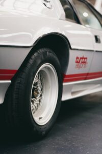 Photograph of a Lotus Esprit Turbo car from the side